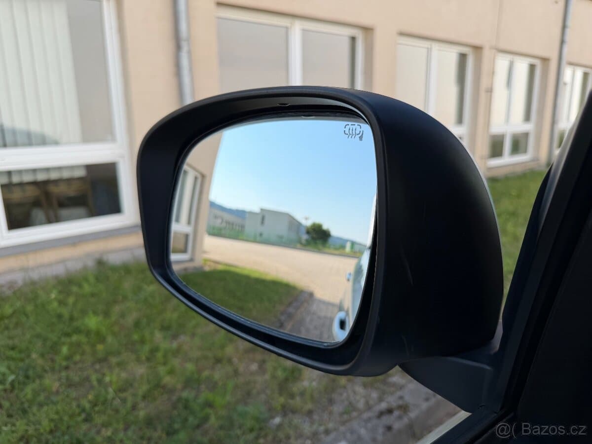 2012 Suzuki SX4 - 16