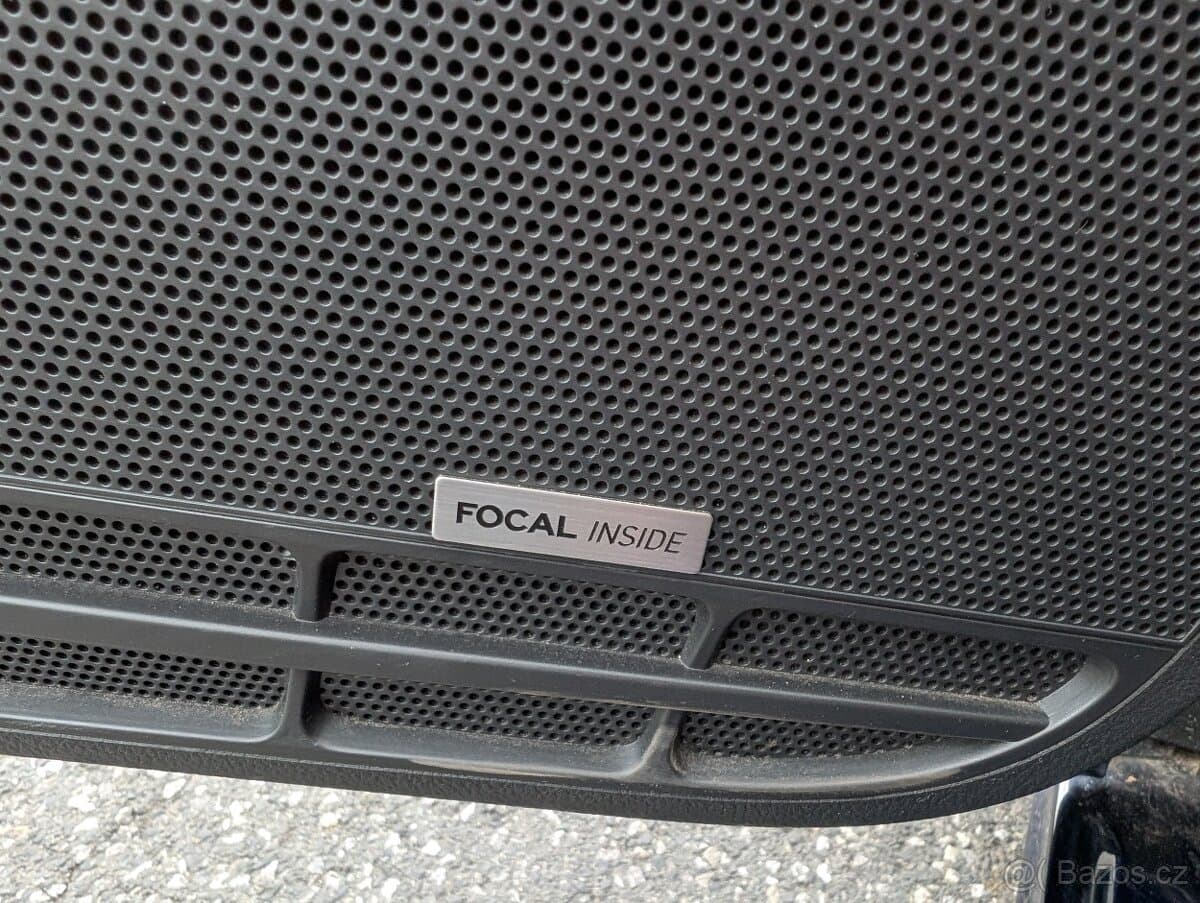 2012 Volkswagen JETTA - 16