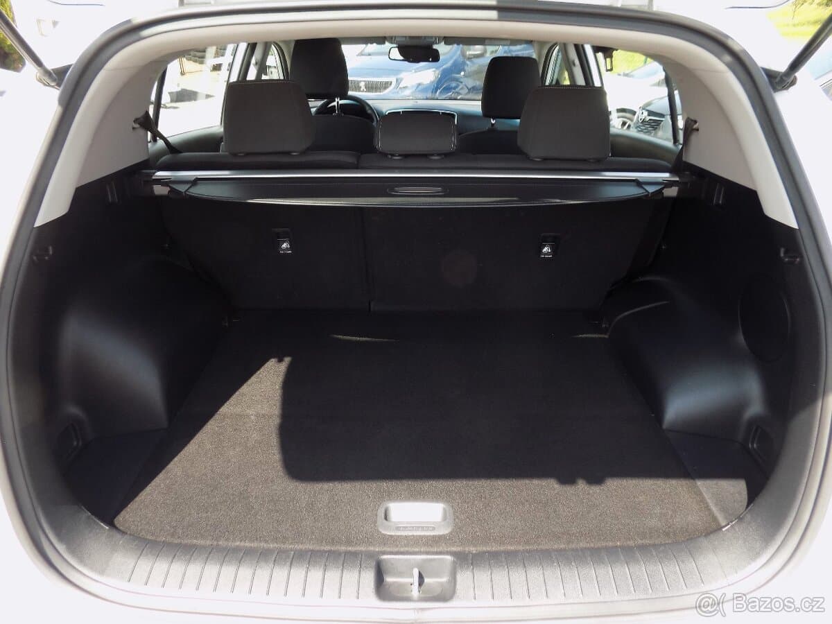 2016 Kia SPORTAGE - 16