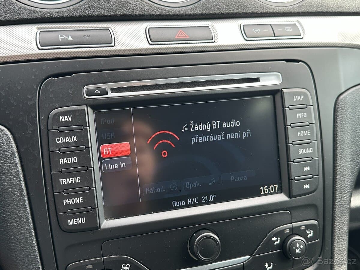 2014 Ford S-MAX - 16