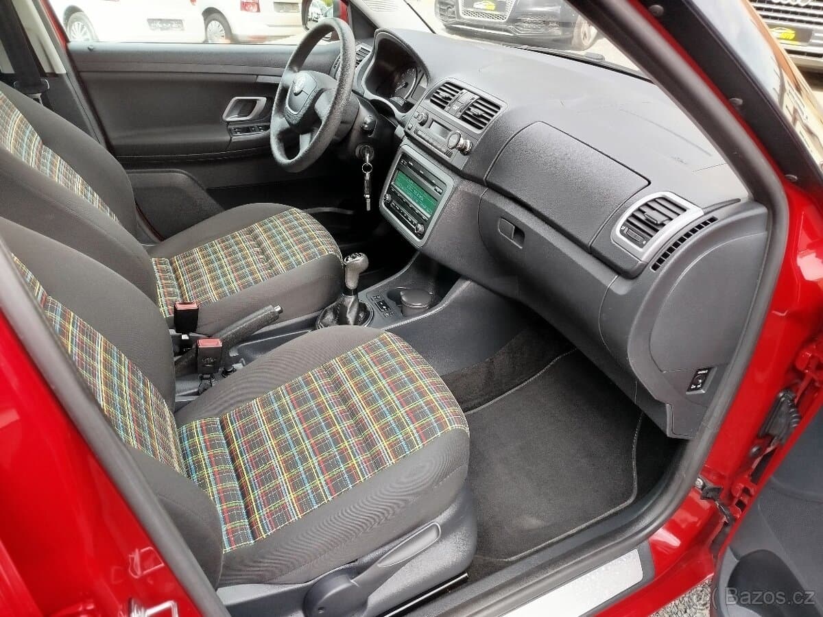 2013 Škoda FABIA - 16