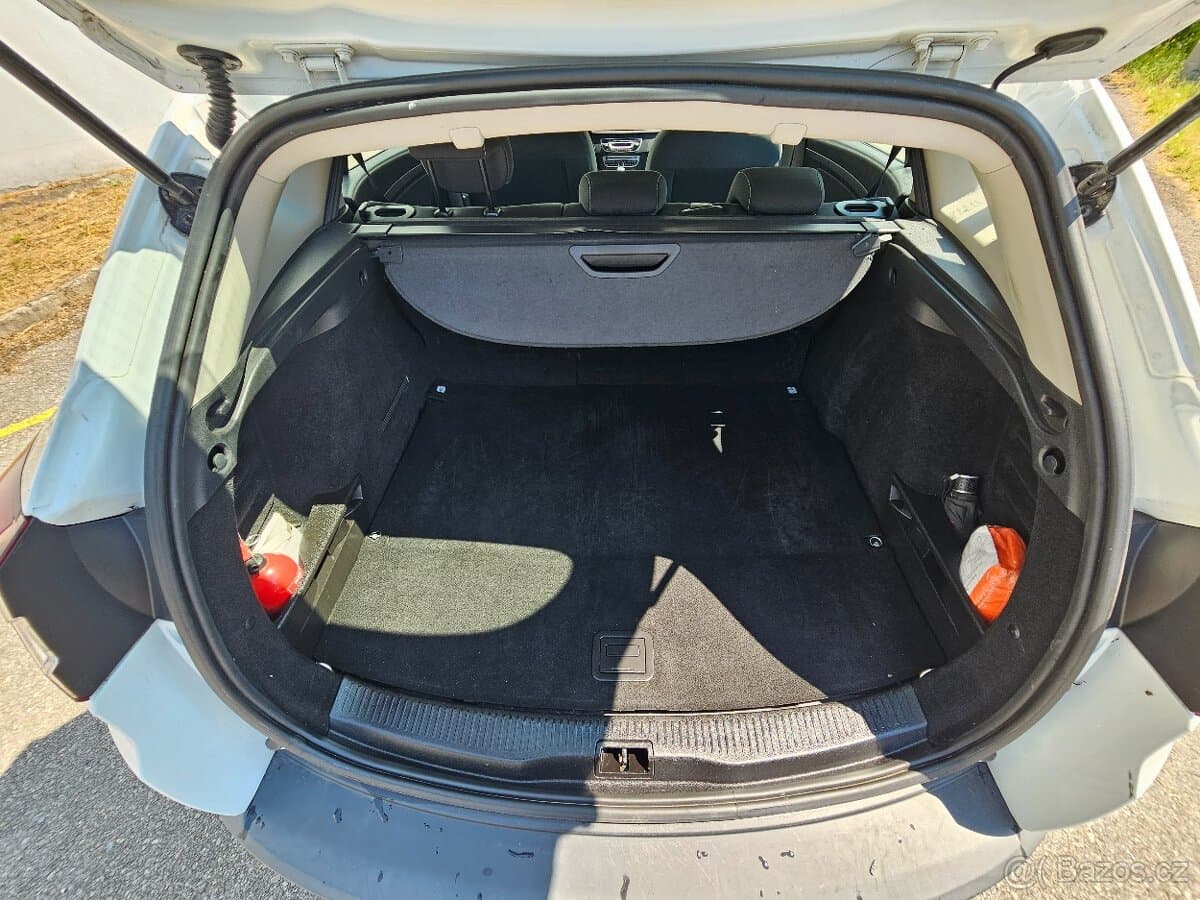 2012 Renault MEGANE - 16