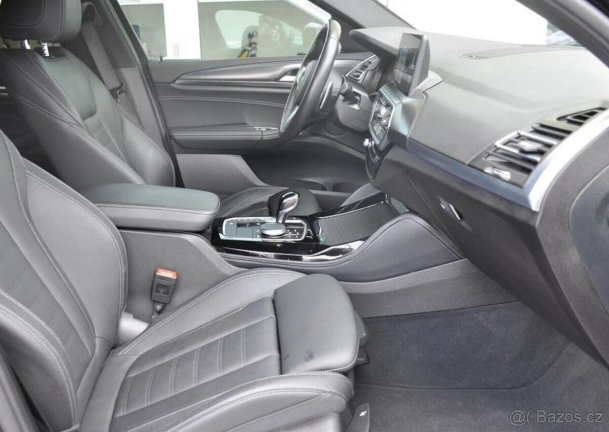 2023 BMW X4 - 16