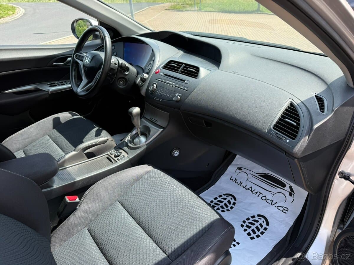 2011 Honda CIVIC - 16