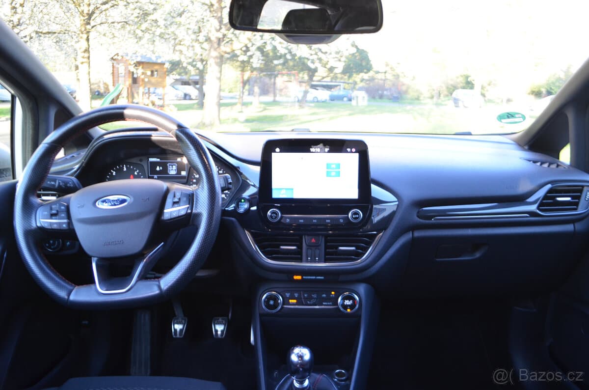 2020 Ford FIESTA - 16