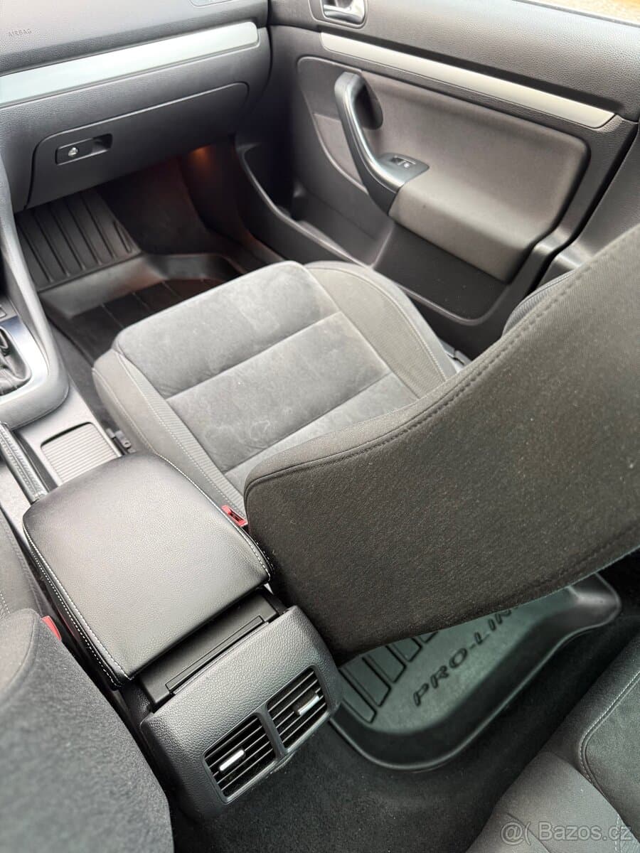 2012 Volkswagen GOLF - 16