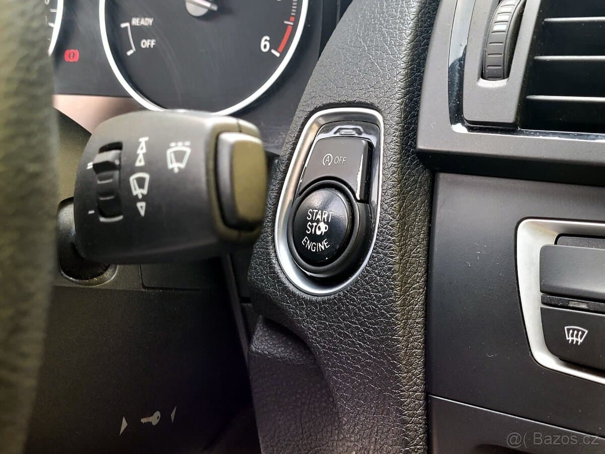 2011 BMW 1-SERIES - 16