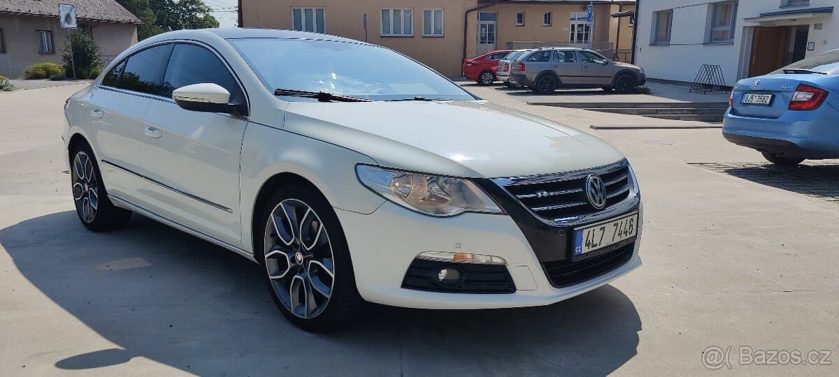 Volkswagen PASSAT CC - 16