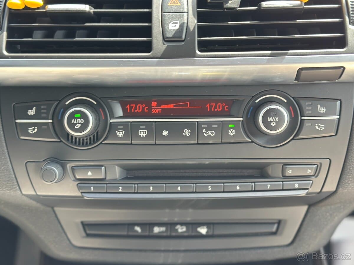 2011 BMW X5 - 16