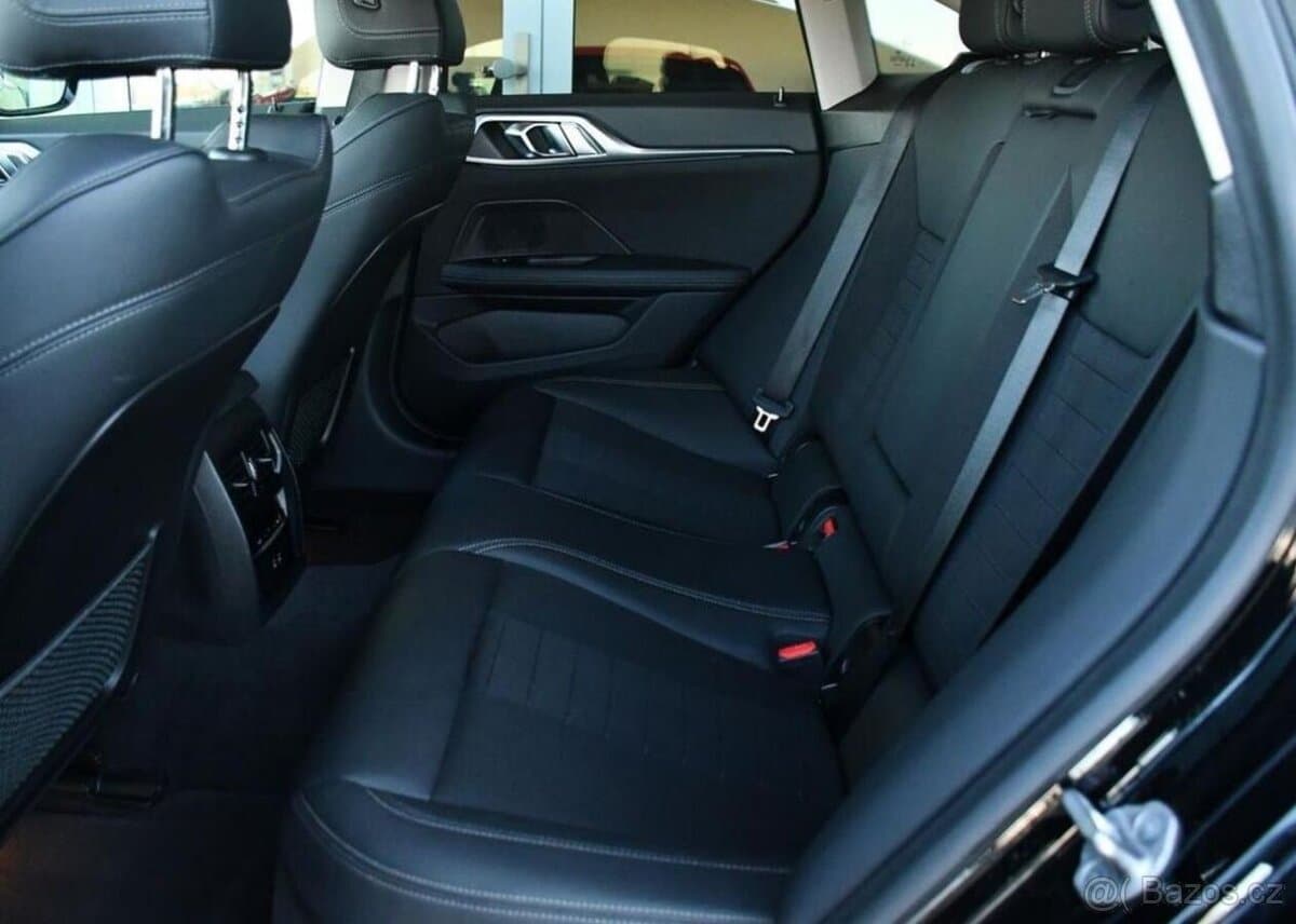 2023 BMW i4 - 16