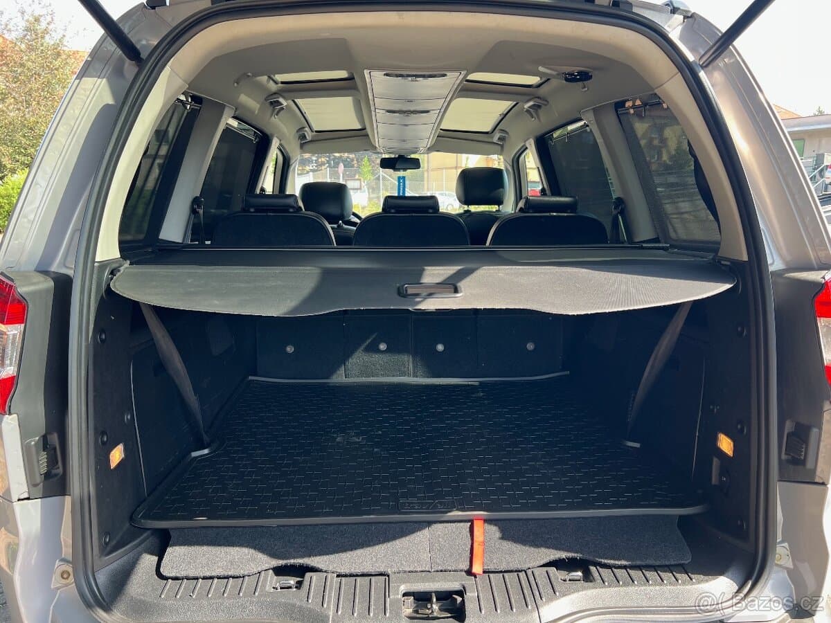 2013 Ford GALAXY - 16