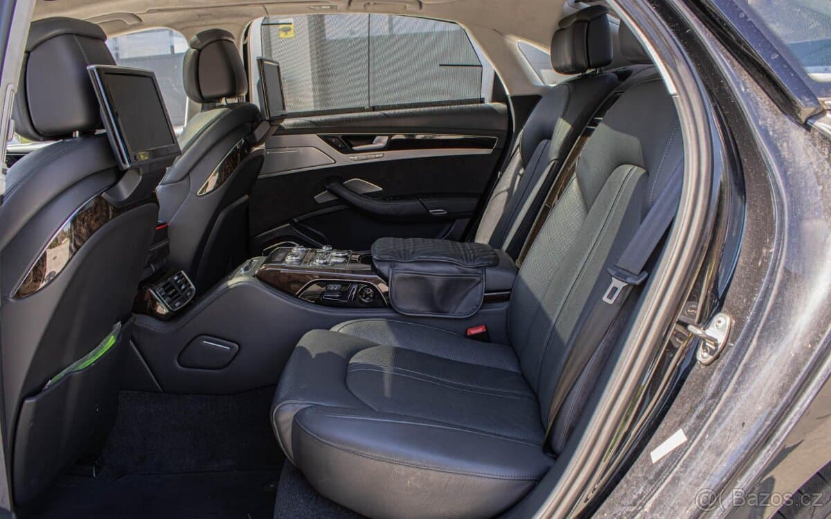 2012 Audi A8 - 16