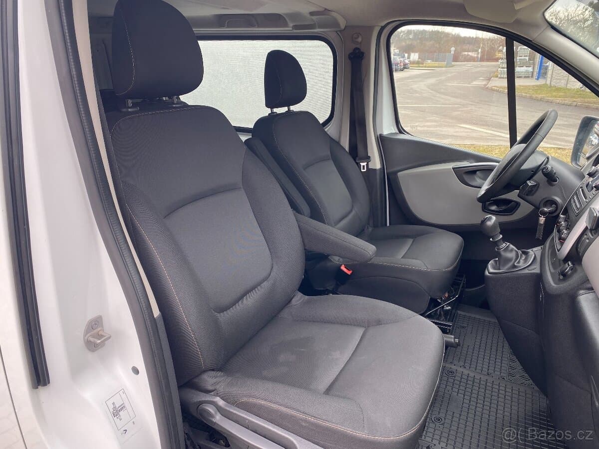 2019 Renault TRAFIC - 16