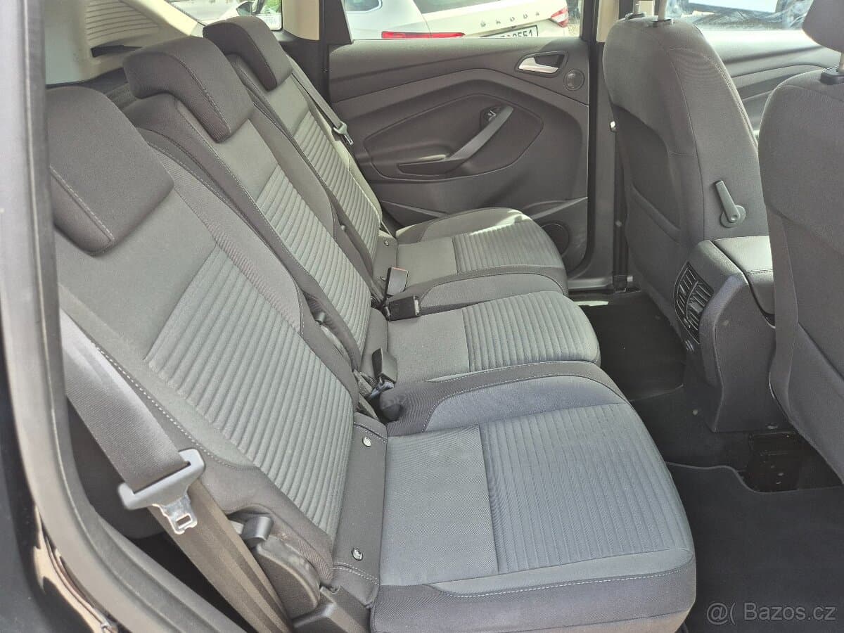 2016 Ford C-MAX - 16