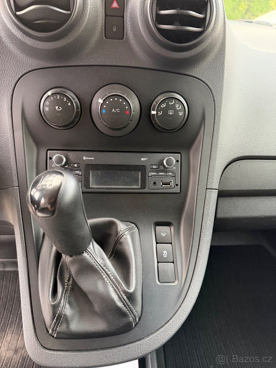 2013 Mercedes-Benz CITAN - 16