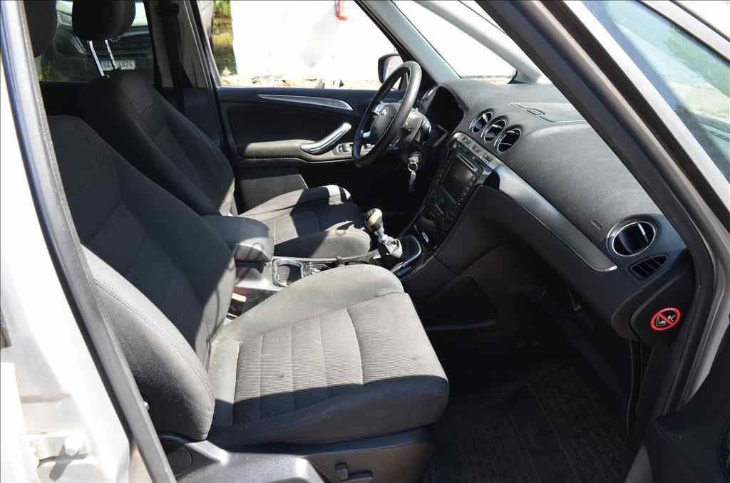 2011 Ford GALAXY - 16