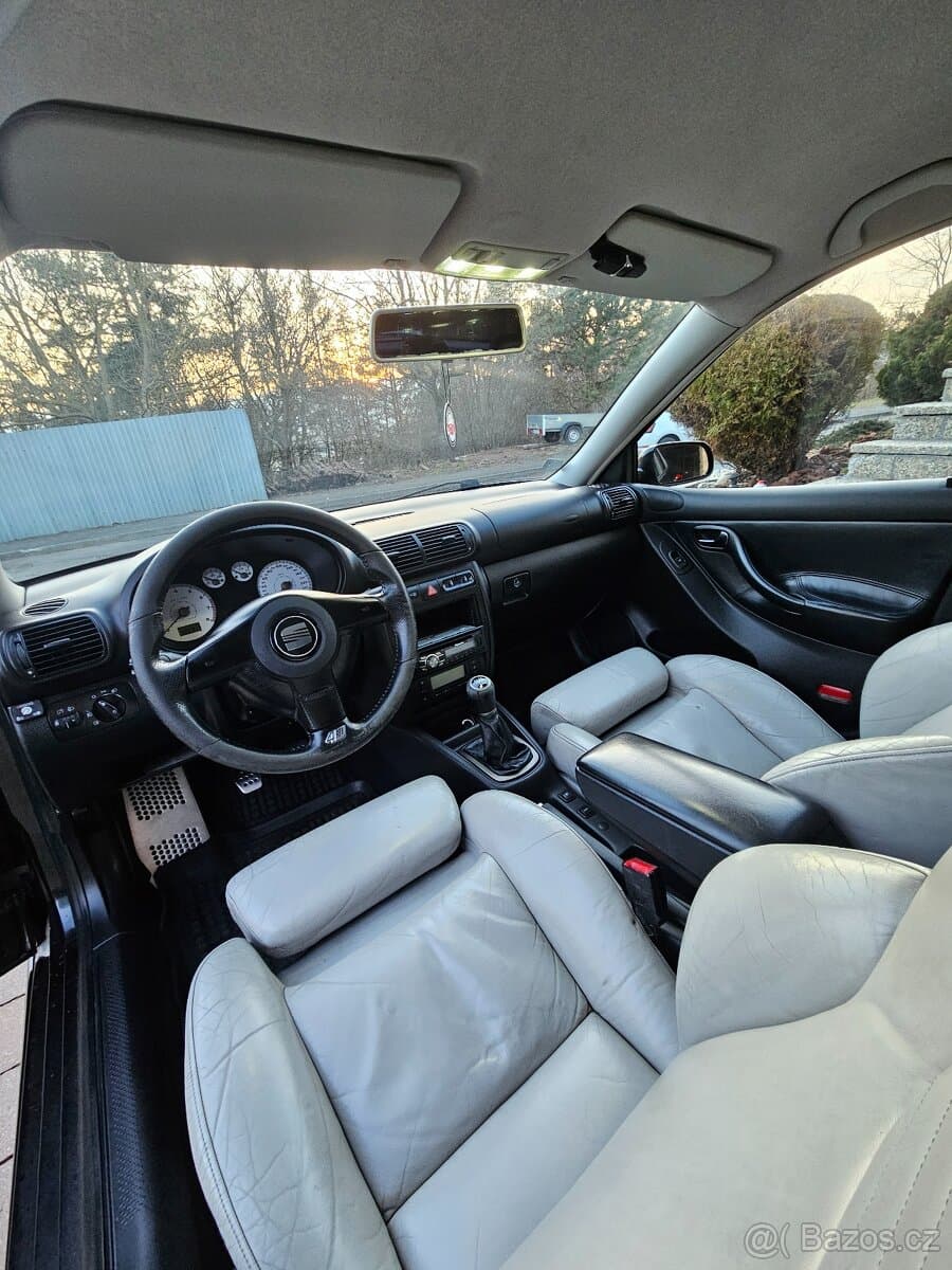 Seat LEON - 16