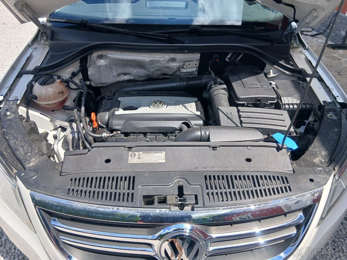 2009 Volkswagen TIGUAN - 16