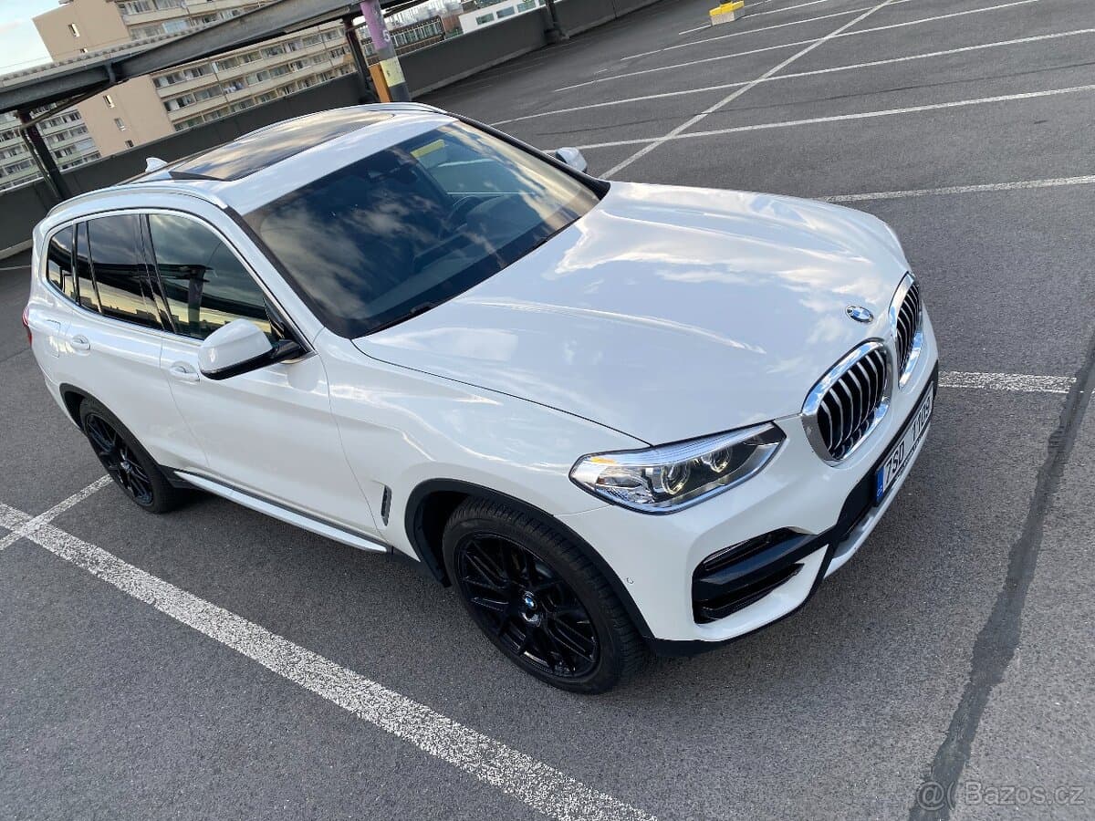 2020 BMW X3 - 16
