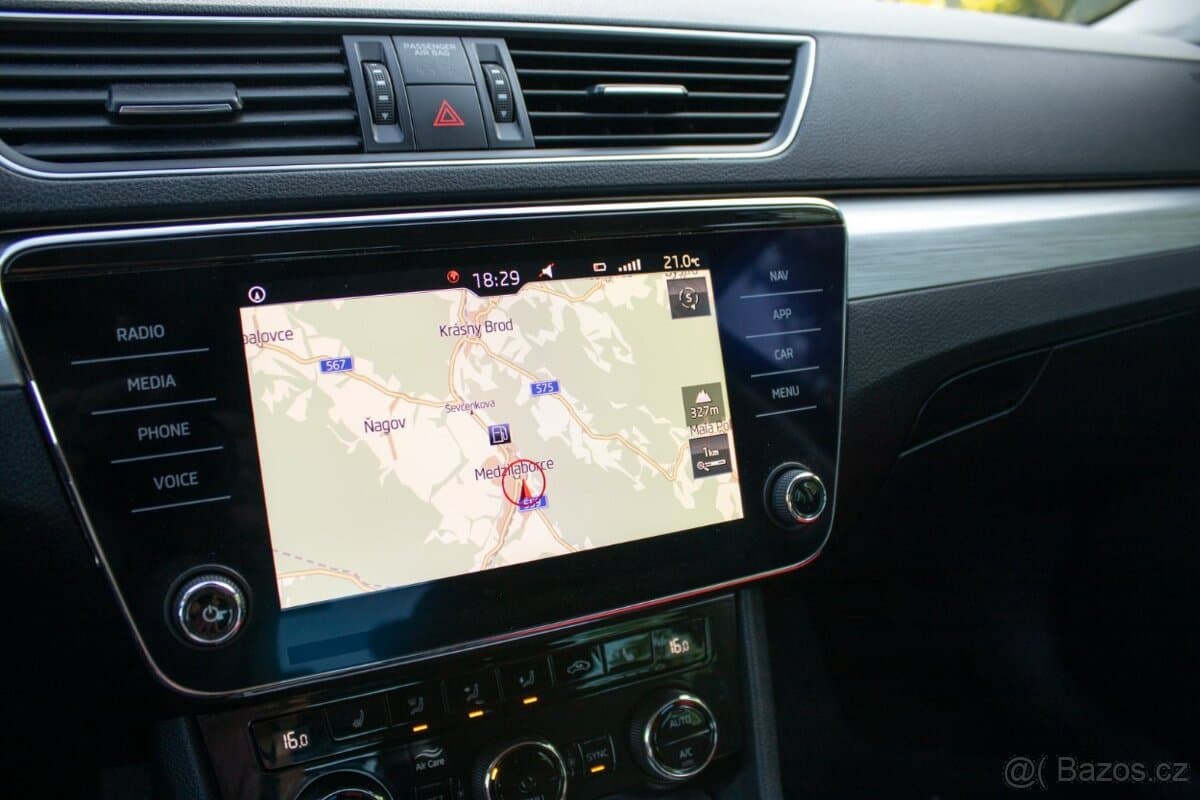 2019 Škoda SUPERB - 16