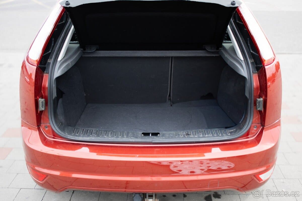 2008 Ford FOCUS - 16