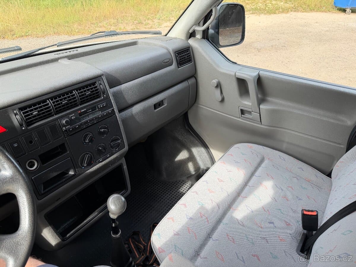 2001 Volkswagen TRANSPORTER - 16