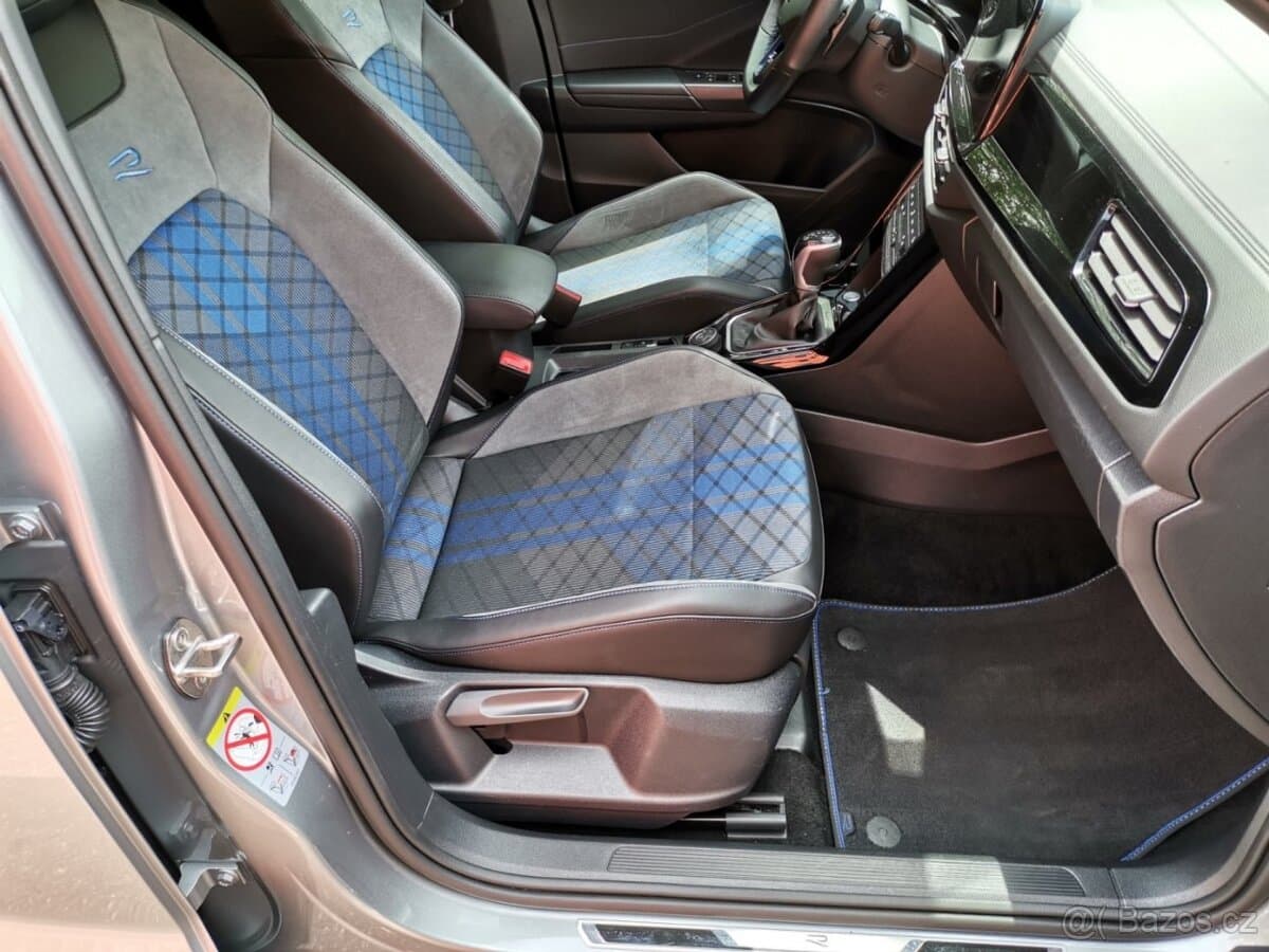 2025 Volkswagen T-ROC - 16