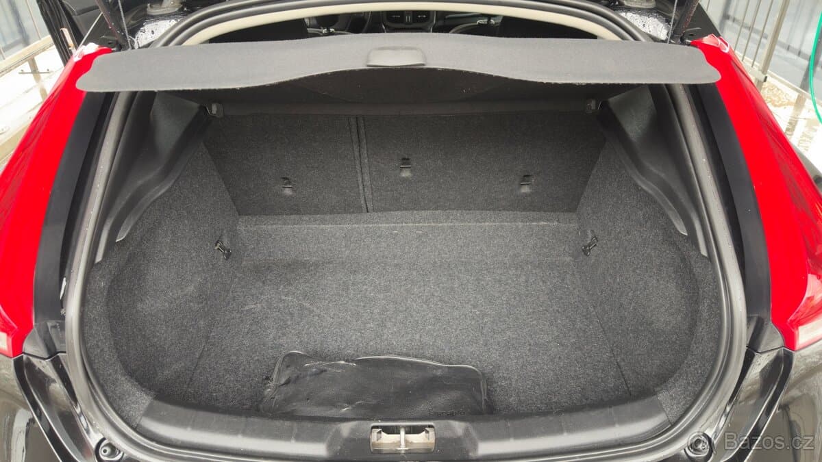 2014 Volvo V40 - 16