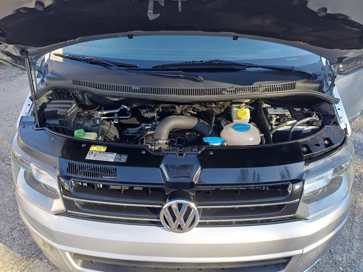 2011 Volkswagen CARAVELLE - 16