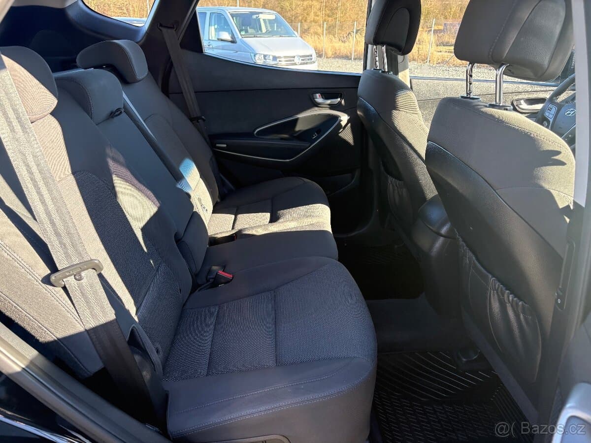 2014 Hyundai SANTA FE - 16