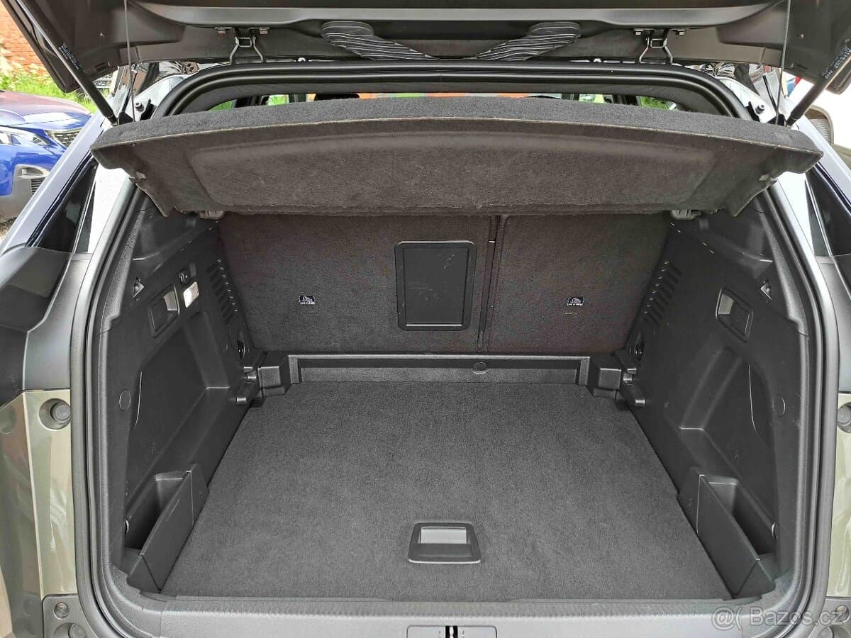 2019 Peugeot 3008 - 16