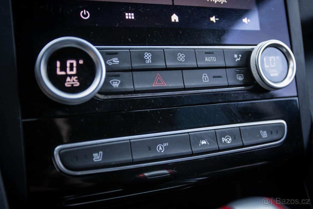 2020 Renault MEGANE - 16