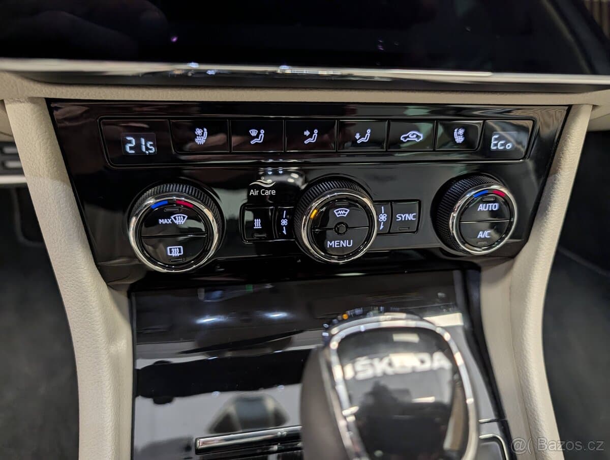 2022 Škoda SUPERB - 16