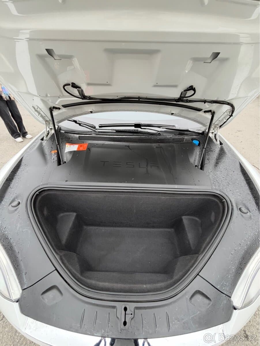 2017 Tesla MODEL S - 16