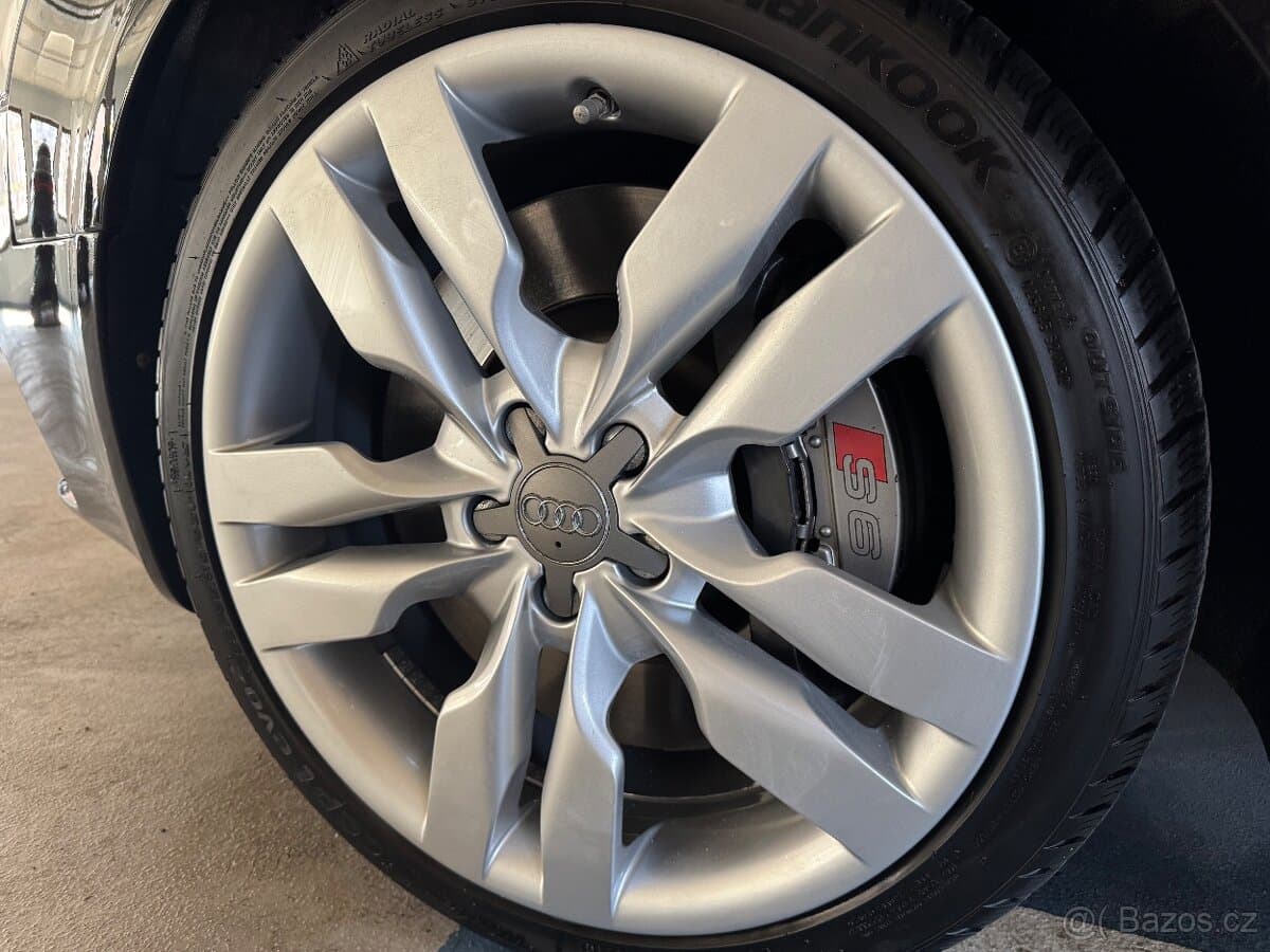 2007 Audi S6 - 16