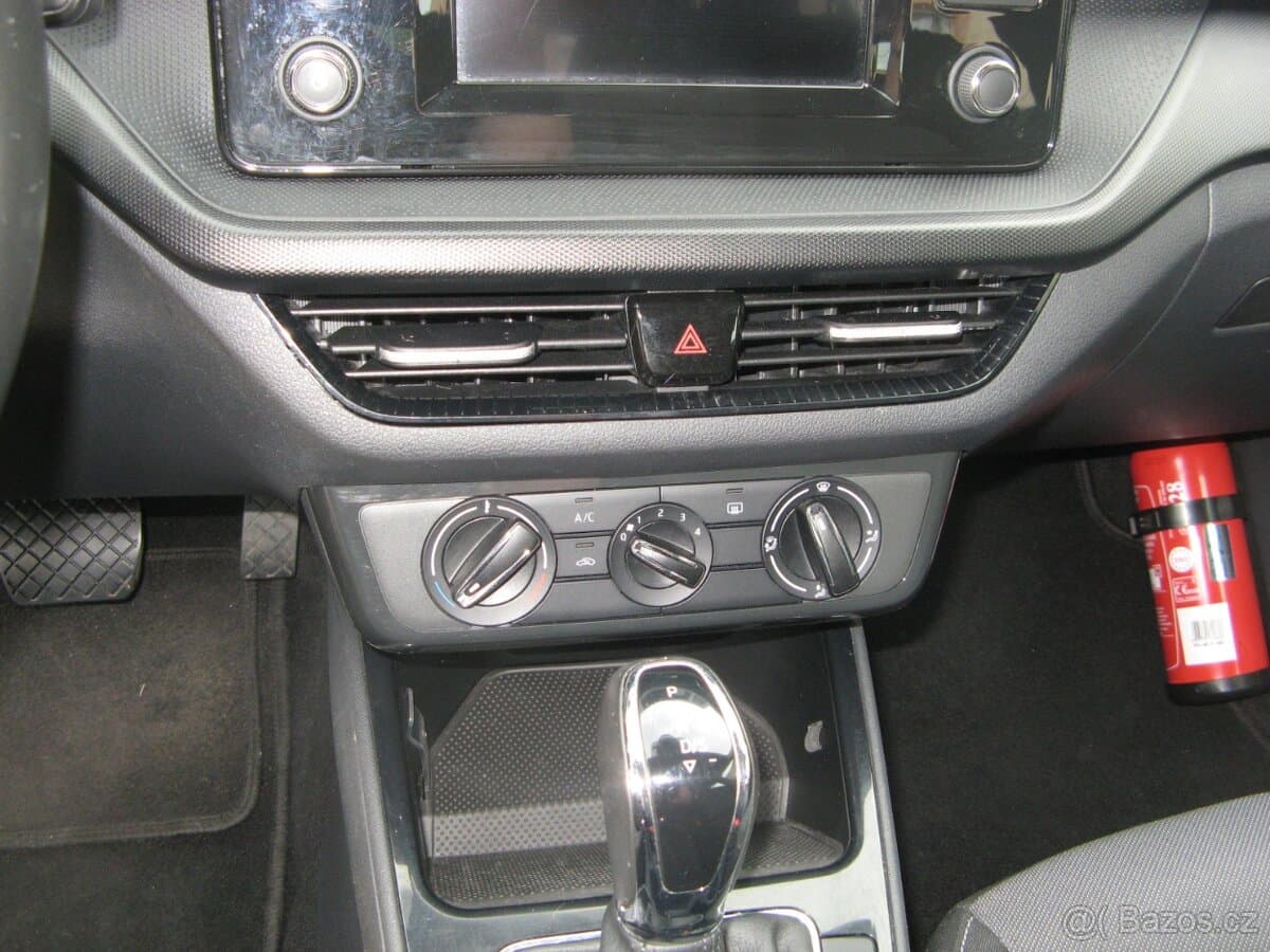 2022 Škoda FABIA - 16