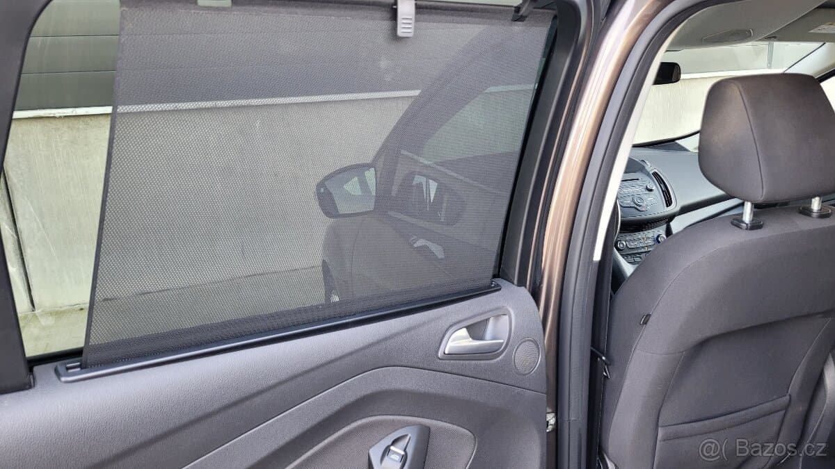 2015 Ford C-MAX - 16