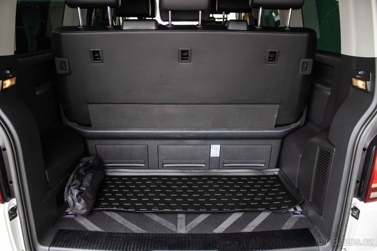 2017 Volkswagen MULTIVAN - 16