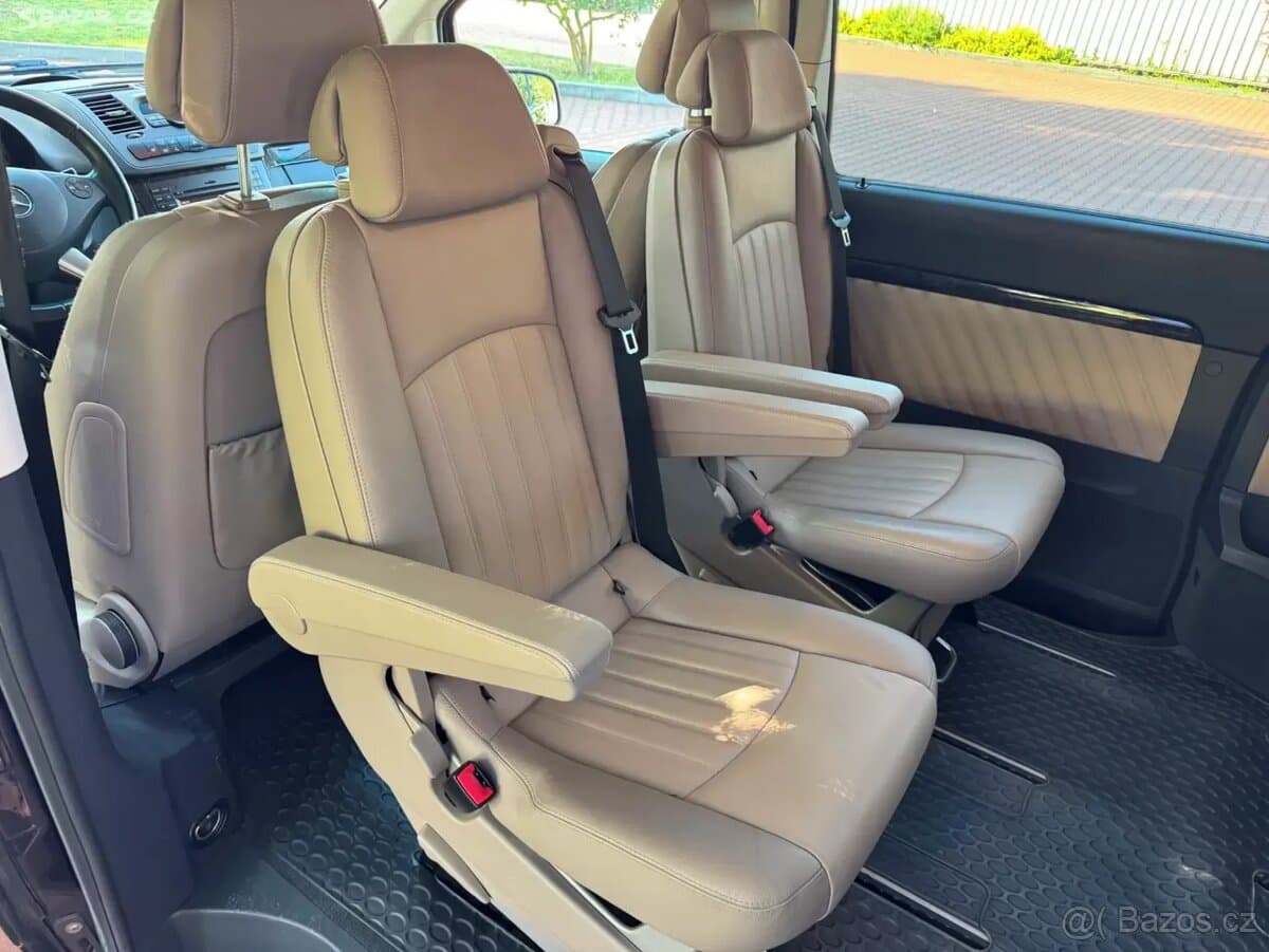 2012 Mercedes-Benz VIANO - 16