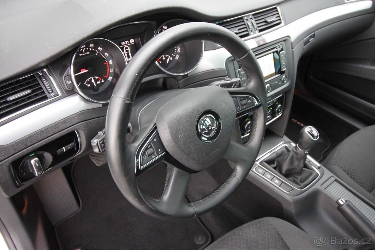 2015 Škoda SUPERB - 16
