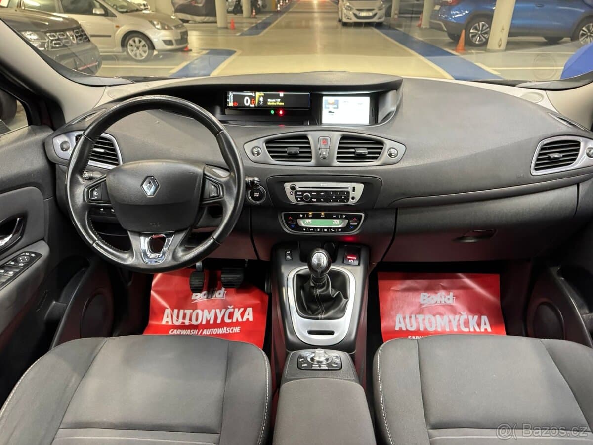 2015 Renault SCENIC - 16