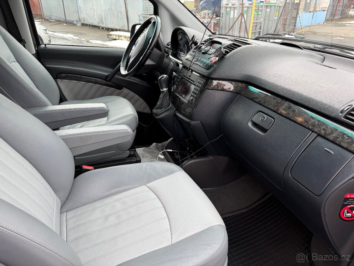 2013 Mercedes-Benz VIANO - 16