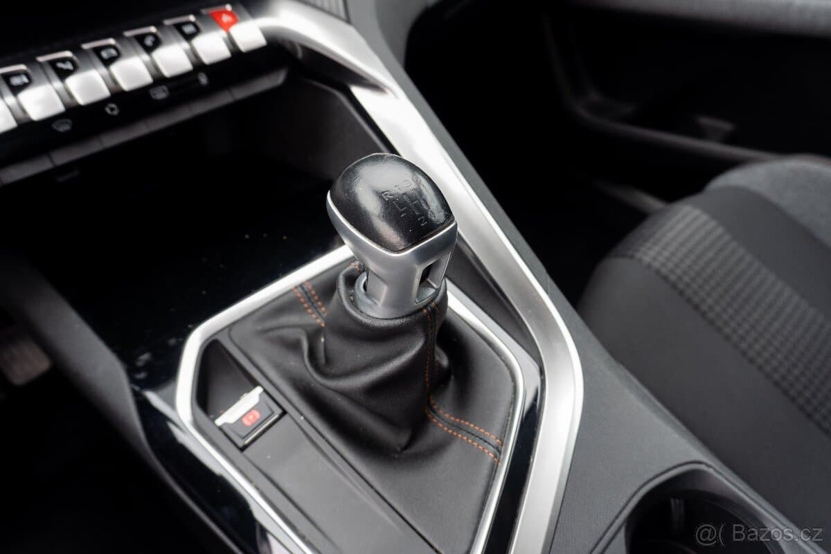 2018 Peugeot 5008 - 16