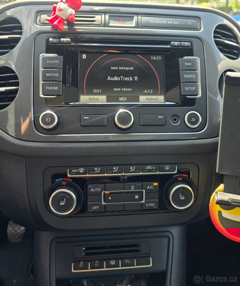 2013 Volkswagen TIGUAN - 16