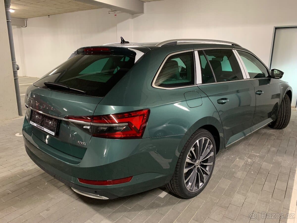 2023 Škoda SUPERB - 16