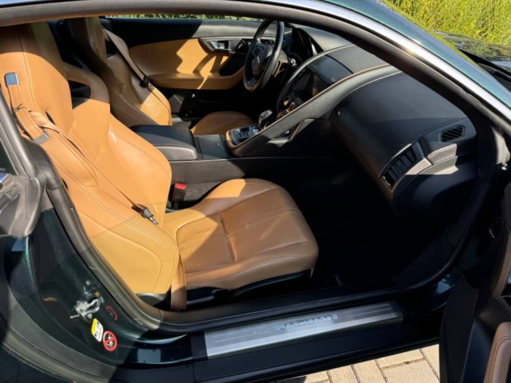 2014 Jaguar F-TYPE - 16