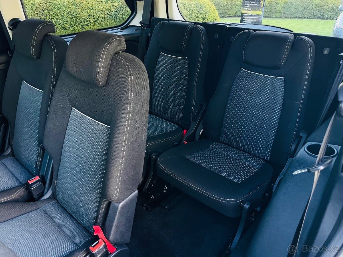 2014 Ford GALAXY - 16