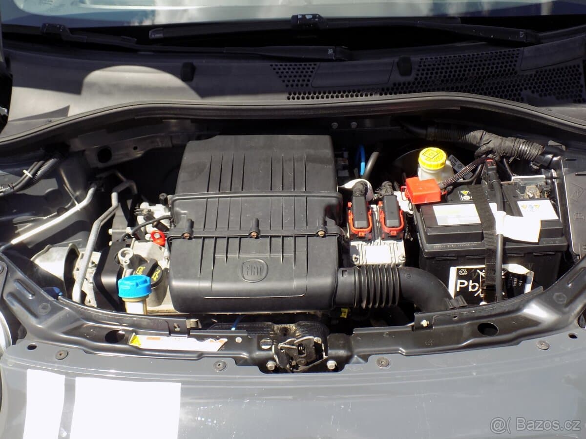 2010 Fiat 500 - 16