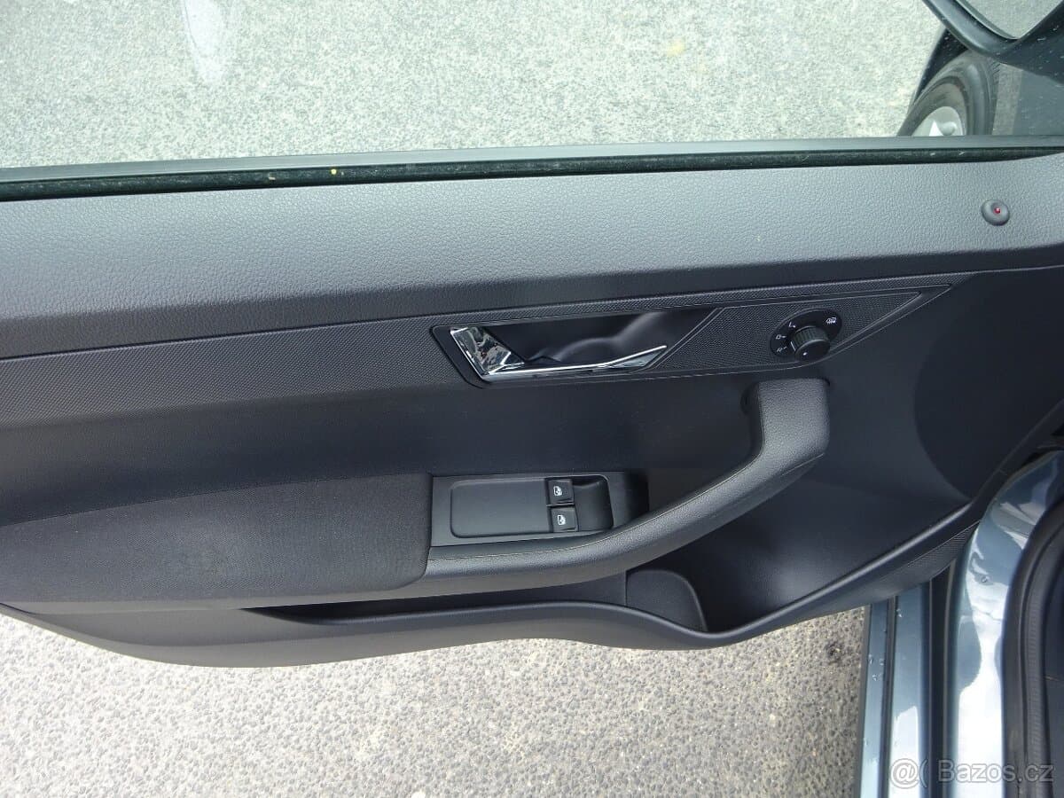 2017 Škoda FABIA - 16