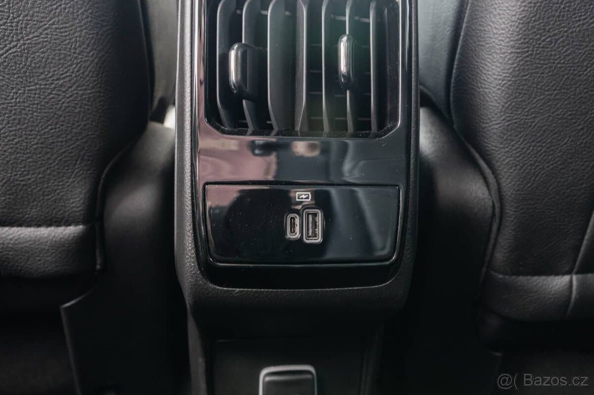 2023 Jeep COMPASS - 16